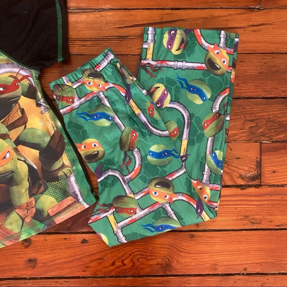 🧩 3/$20 Nickelodeon Teenage Mutant Ninja Turtles Pajama Set Size 8